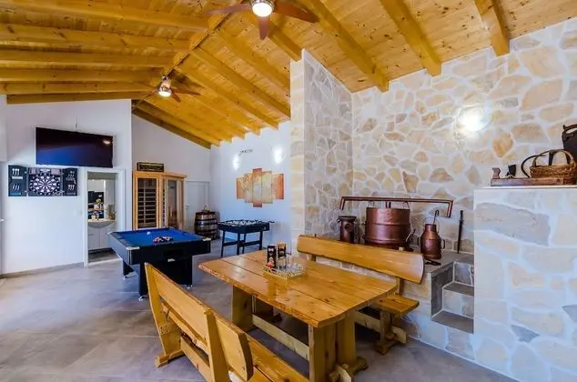 Villa (Three Bedroom Apartment with Terrace )