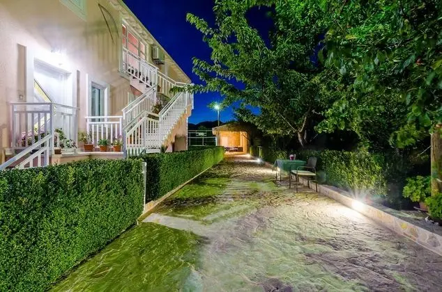 Villa (Three Bedroom Apartment with Terrace )