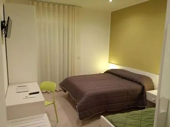 Tek Büyük Yataklı Oda (Big 21A)