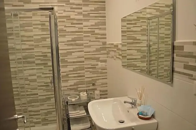 Tek Büyük Yataklı Oda (Normal 21A)