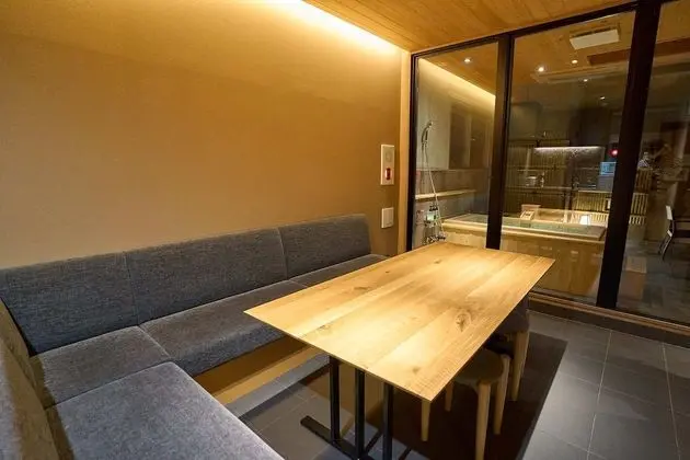 Executive Çatı Katı Süiti (Penthouse), Sigara İçilmez