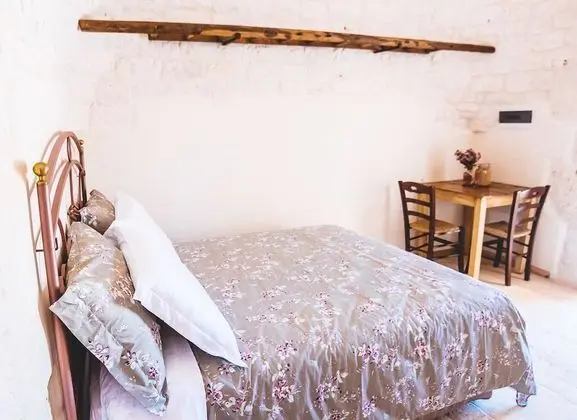 Tek Büyük Yataklı Oda (Trullo)