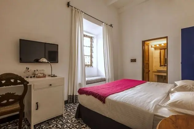 Deluxe Tek Büyük Yataklı Oda, 1 Büyük (Queen) Boy Yatak, Şehir Manzaralı