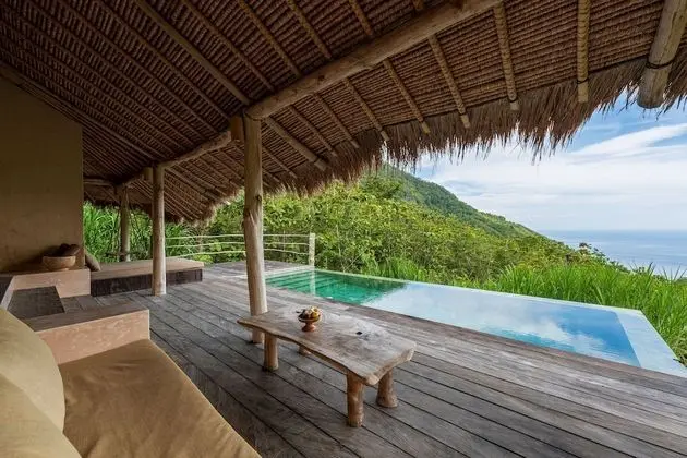 Oda (Family Pool Lodge)