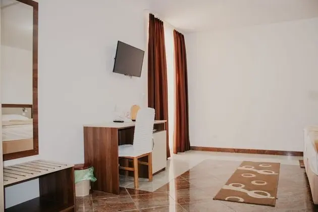 Double or Twin Room with Sea View