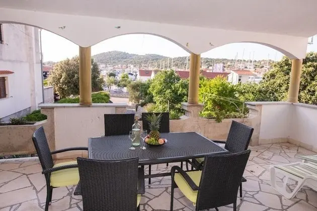 Apart Daire (Matija - 30 m from sea - A1(4+2))