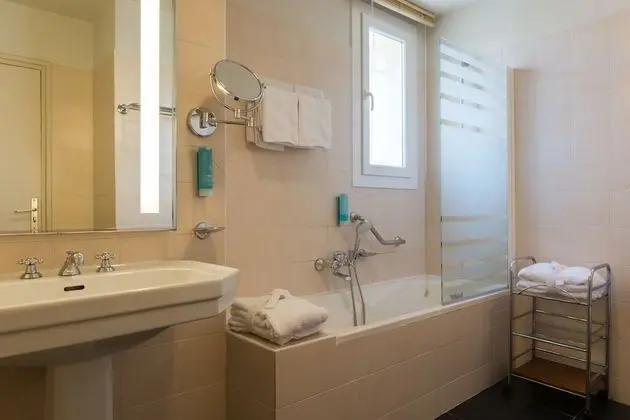 Exclusive Oda, 1 En Büyük (King) Boy Yatak, Sigara İçilmez, Deniz Manzaralı (Twin bed on request)