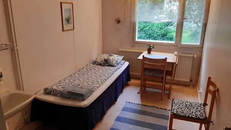 Basic Tek Kişilik Oda, Ortak Banyo