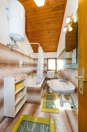 Apart Daire (Matkos - with garden and terrace - A1)