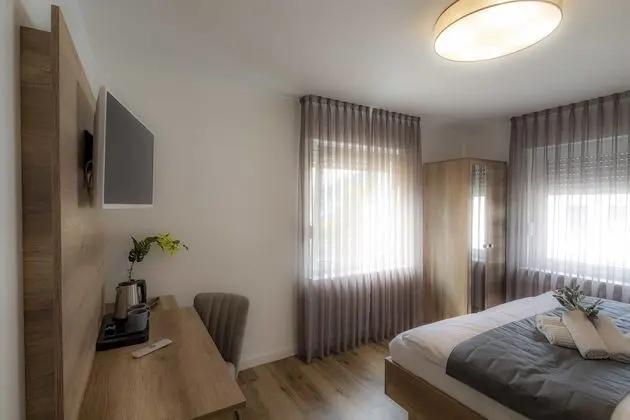 Deluxe Tek Büyük Yataklı Oda, Özel Banyo