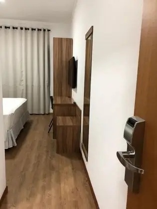 Tek Kişilik Oda, Sigara İçilmez