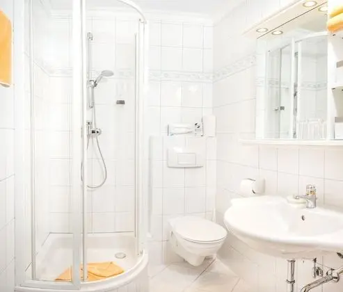 Classic Tek Büyük Yataklı Oda