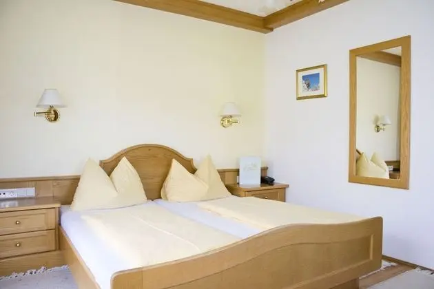 Economy Tek Büyük Yataklı Oda