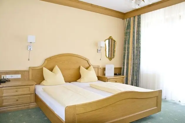 Economy Tek Büyük Yataklı Oda