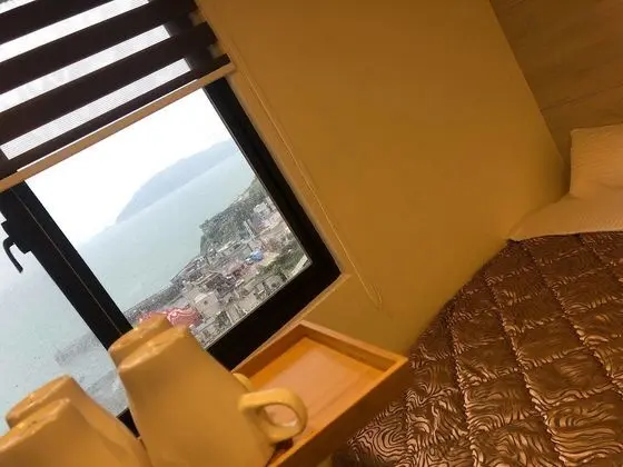 Dört Kişilik Oda, 2 Çift Kişilik Yatak, Sigara İçilmez, Okyanus Manzaralı