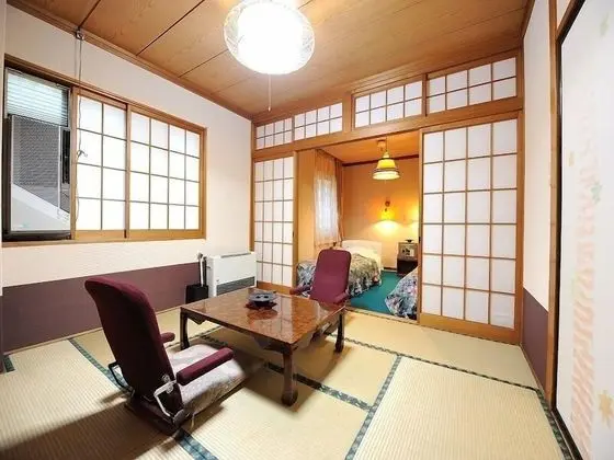 Oda, Sigara İçilebilir, Ek Bina (Japanese Western Style, with Toilet)