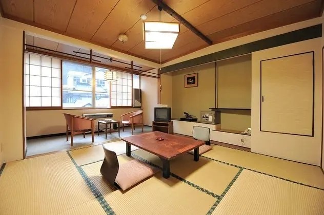 Traditional Oda, Sigara İçilebilir, Ek Bina (Japanese Style, Private Toilet)