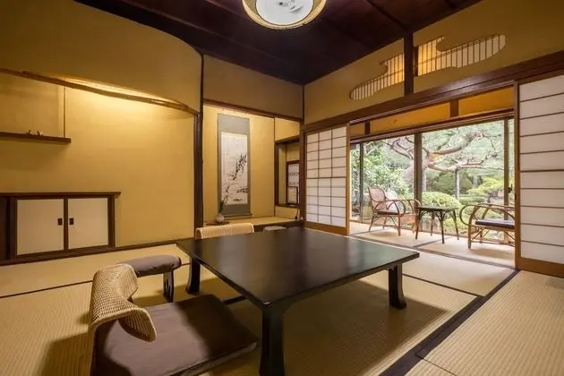 Traditional Oda (8 Tatami Matts, Main Building)