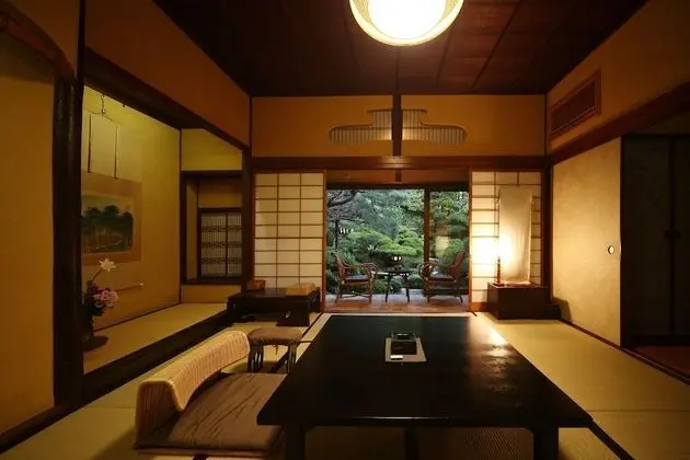 Traditional Oda (8 Tatami Matts, Main Building)