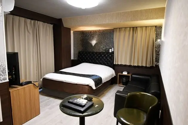 Luxury Oda