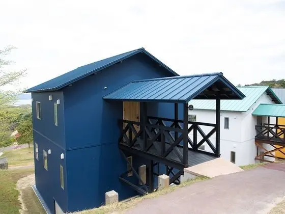 Kır Evi, Göl Manzaralı (City Type)