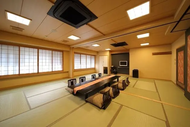 Family Oda, Ortak Banyo