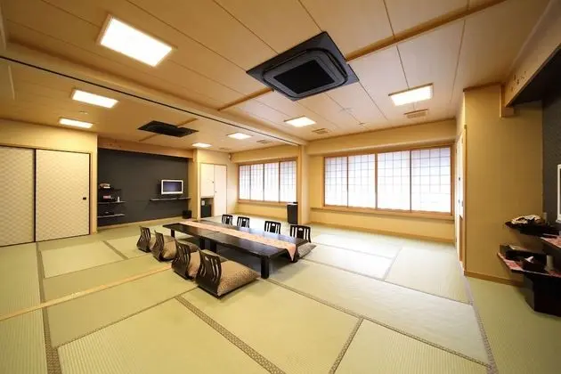 Family Oda, Ortak Banyo