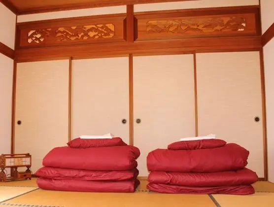 Traditional Ortak Ranzalı Oda, Karma Ranzalı Oda (Japanese Style, 1 Futon)