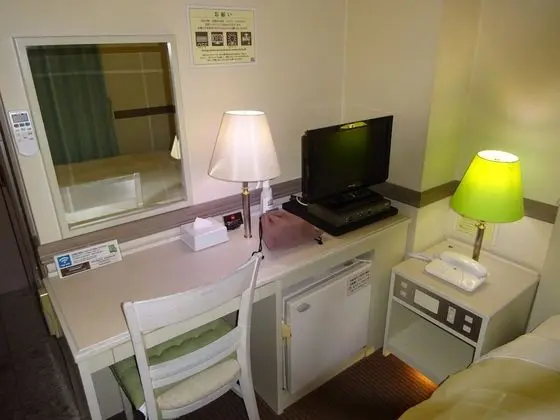 Tek Kişilik Oda, Sigara İçilebilir