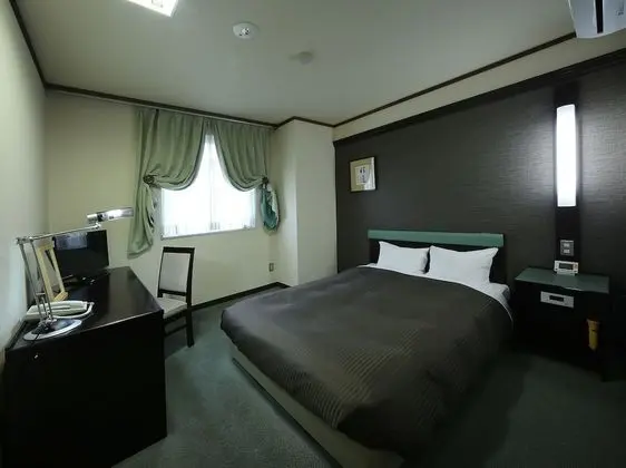 Tek Büyük Yataklı Oda, Sigara İçilmez