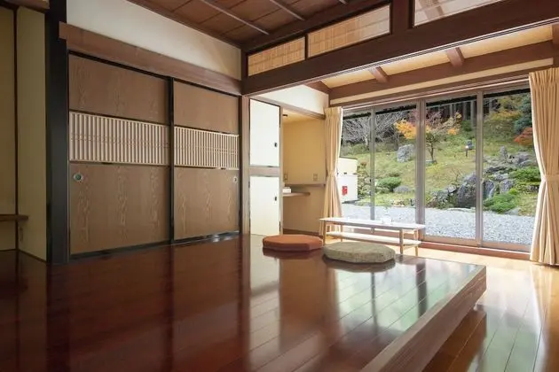 Traditional Oda, Sigara İçilmez (Japanese Style, Meditation Experience)
