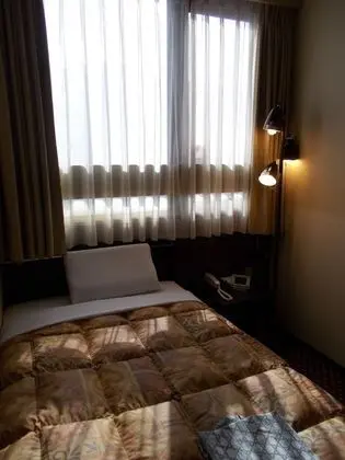 Tek Kişilik Oda, Sigara İçilmez