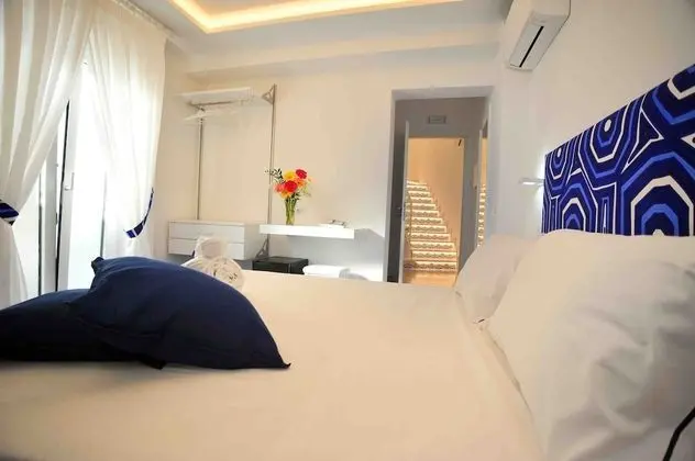 Deluxe Tek Büyük Yataklı Oda, Balkon, Deniz Manzaralı