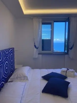 Deluxe Tek Büyük Yataklı Oda, Balkon, Deniz Manzaralı