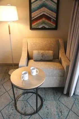 Superior Oda, 1 En Büyük (King) Boy Yatak ve Çekyat, Balkon, Dağ Manzaralı