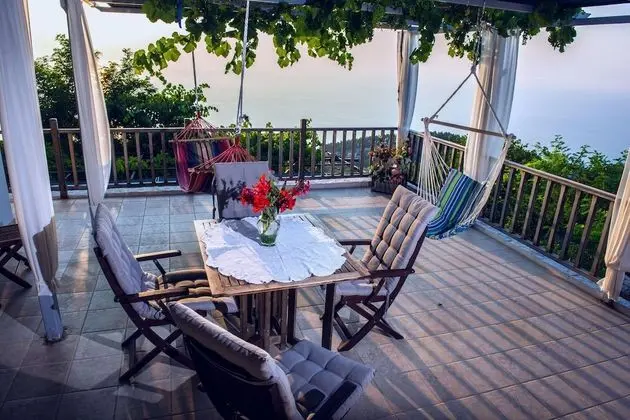 Apart Daire, 2 Yatak Odası, Deniz Manzaralı (Selini)