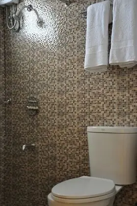 Oda, 1 En Büyük (King) Boy Yatak, Deniz Manzaralı