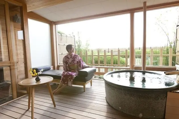 Traditional Oda (HANAREZA,JP-Style,For 5,Open Air Bath)