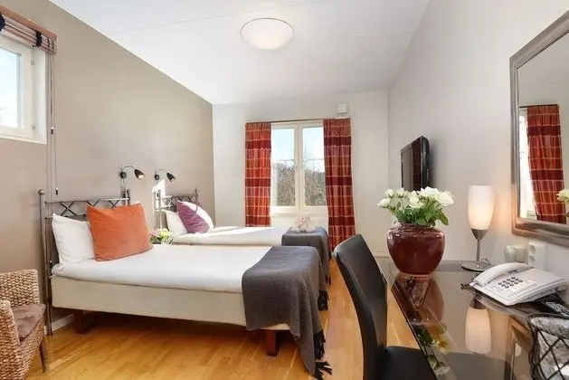 Superior Tek Büyük Yataklı Oda, Bahçe Manzaralı