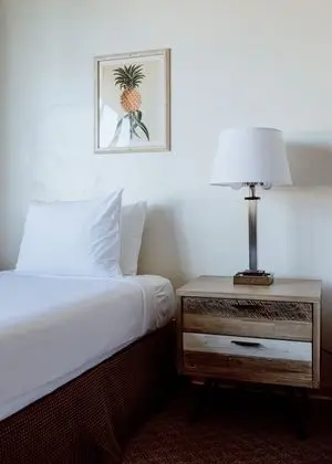 Oda, Havuz Kenarı (Three Beds)