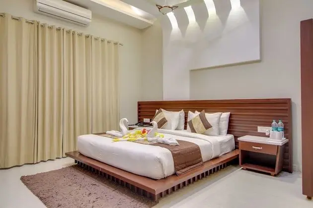 Superior Room with Bathtub