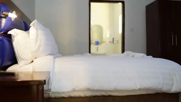 Superior Tek Büyük veya İki Ayrı Yataklı Oda