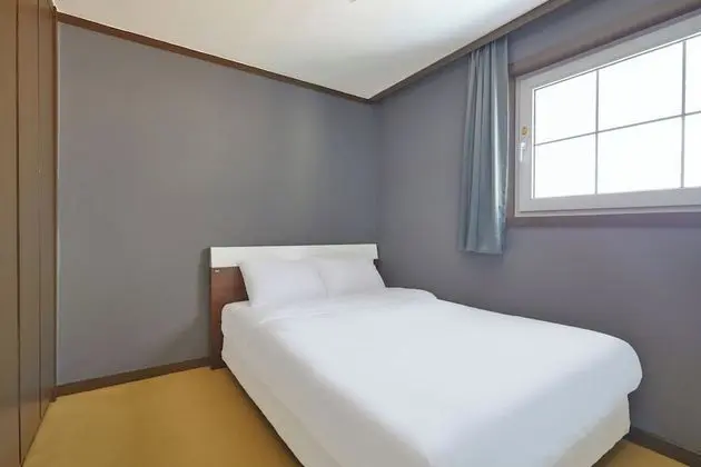 High floor 20PY (Extra Person Fee 15000 KRW Upon Check In)