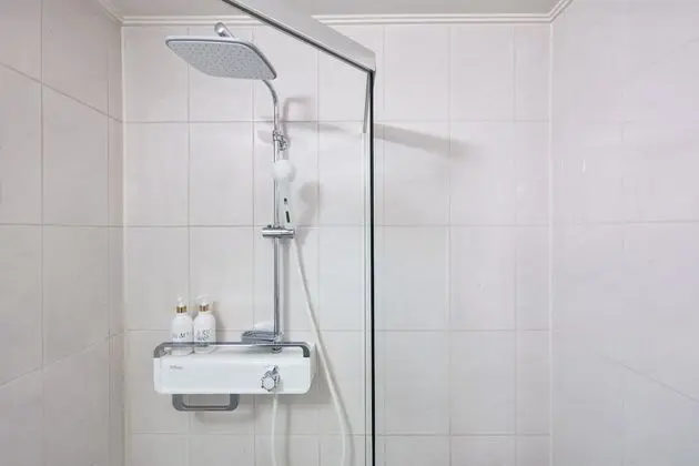 High floor 20PY (Extra Person Fee 15000 KRW Upon Check In)