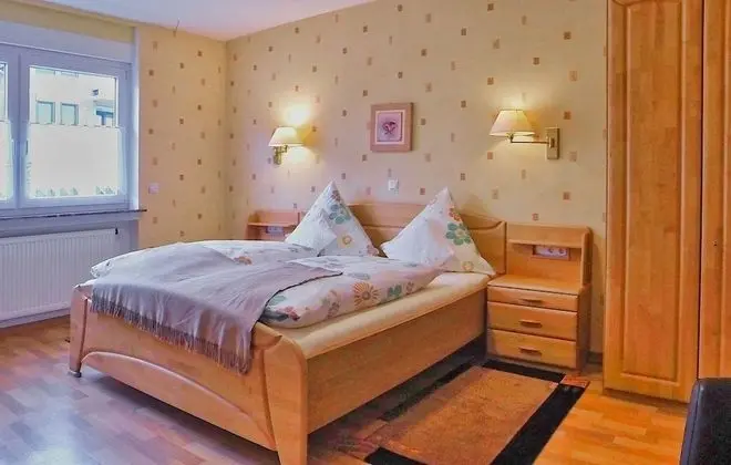 Standard Tek Büyük veya İki Ayrı Yataklı Oda