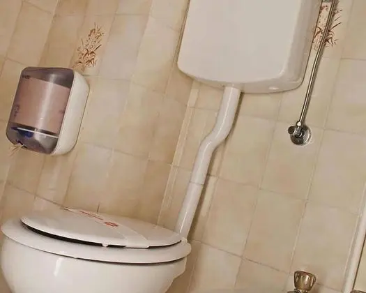 Üç Kişilik Oda