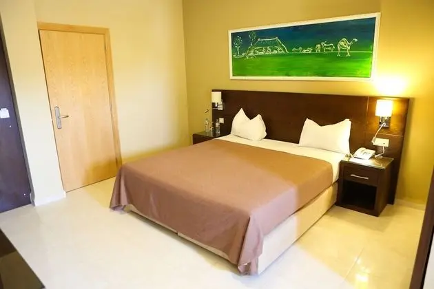 Comfort Oda, 1 Çift Kişilik Yatak, Engellilere Uygun, Havuz Manzaralı