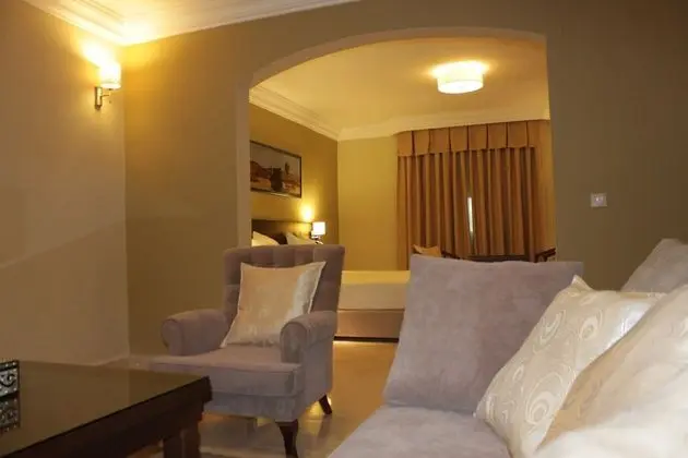 Comfort Oda, 1 Çift Kişilik Yatak, Engellilere Uygun, Havuz Manzaralı