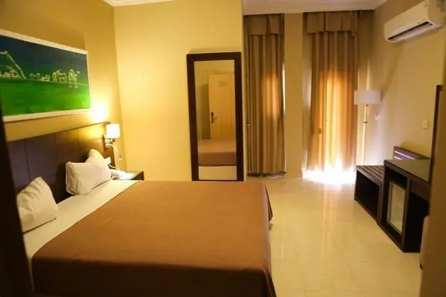 Comfort Oda, 1 Çift Kişilik Yatak, Engellilere Uygun, Havuz Manzaralı