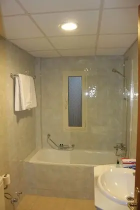 Comfort Oda, 1 Çift Kişilik Yatak, Engellilere Uygun, Havuz Manzaralı